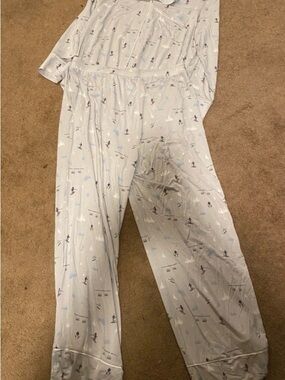 Gap body Women's Light Gray Printed Pajama Set - Soft Sleepwear
